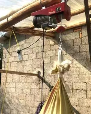 tiny electric winch